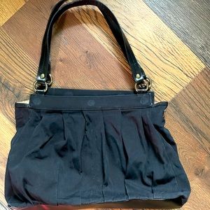 Miche Prima base purse.